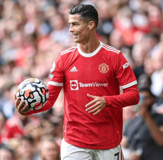 东契奇34+8湖人拒灰熊逆转避连败！41岁詹姆斯31+9拉拉维亚21+9