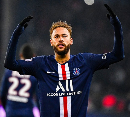 中国女篮公布15人集训名单 李月汝韩旭在列